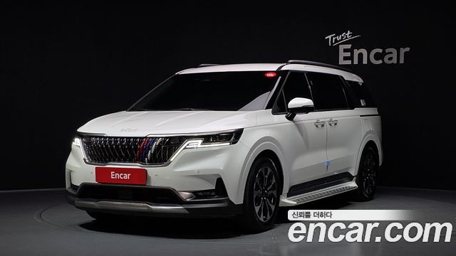 Kia Carnival 4-го поколения 9-Seater Signature - фото 0