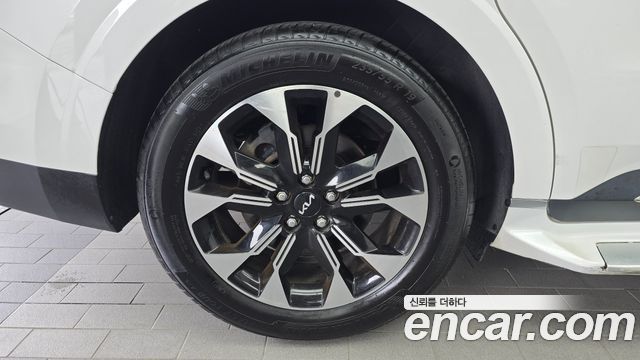 Kia Carnival 4-го поколения 9-Seater Signature - фото 4