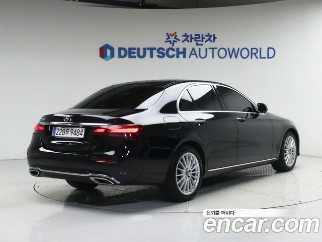 Mercedes-Benz E-Class W213 E250 Exclusive - фото 1
