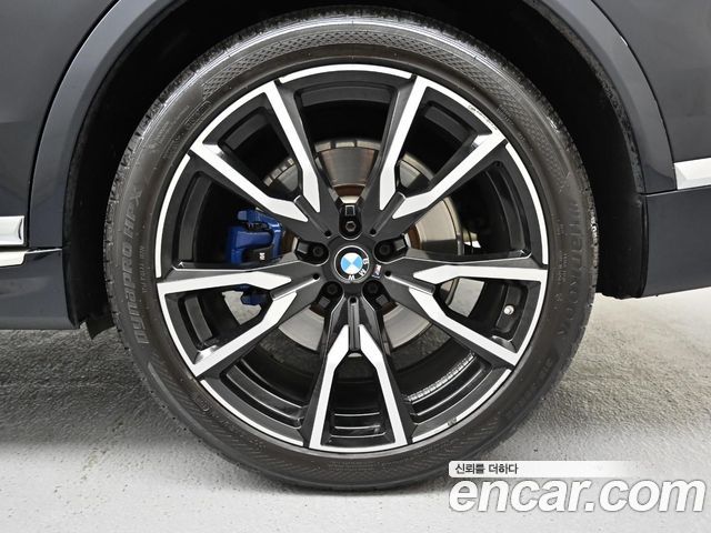 BMW X7 G07 xDrive 40i M Sport 6STR - фото 4