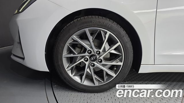 Hyundai Avante Новый AD 1.6 Smart - фото 4