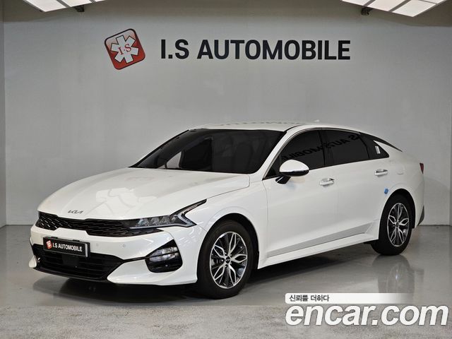 Kia K5 3-го поколения 2.0 Prestige - фото 0