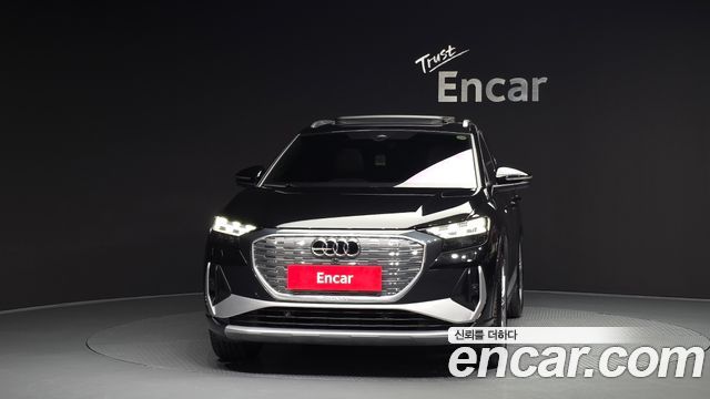 Audi Q4 e-tron F4 45 Premium - фото 2