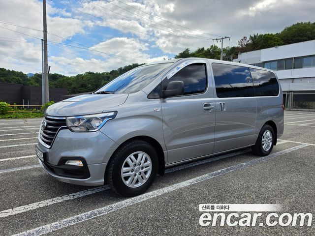 Hyundai Starex Новый Van 5-Seater Modern - фото 0