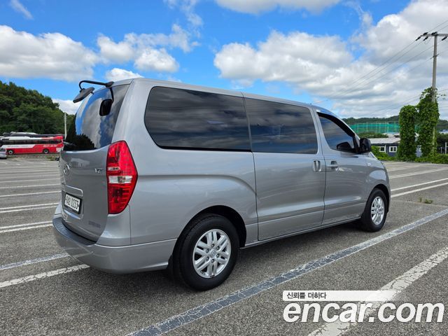 Hyundai Starex Новый Van 5-Seater Modern - фото 4