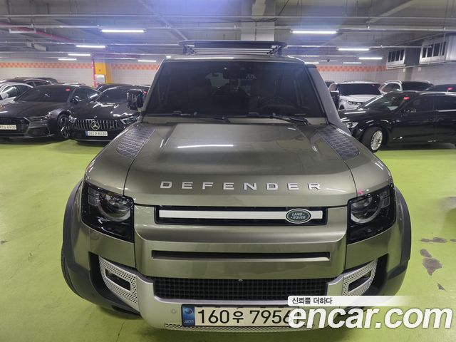 Land Rover Defender L663 110 D300 HSE - фото 0