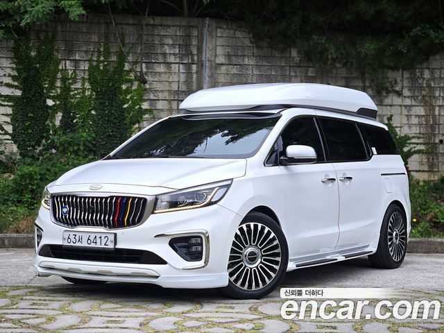 Kia Carnival Новый 9-Seater Hi-Limousine Prestige Hiroof - фото 1