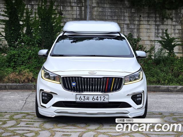 Kia Carnival Новый 9-Seater Hi-Limousine Prestige Hiroof - фото 2