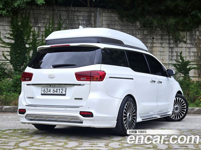 Kia Carnival Новый 9-Seater Hi-Limousine Prestige Hiroof - фото 3