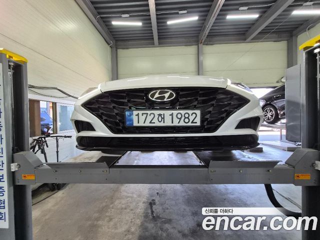 Hyundai Sonata DN8 2.0 Modern - фото 0