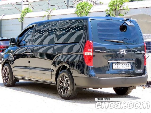 Hyundai Starex Новый Van 3-Seater Style - фото 2