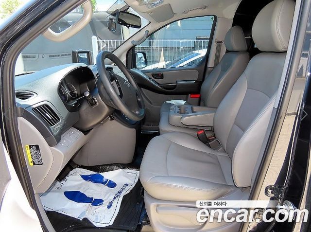 Hyundai Starex Новый Van 3-Seater Style - фото 4