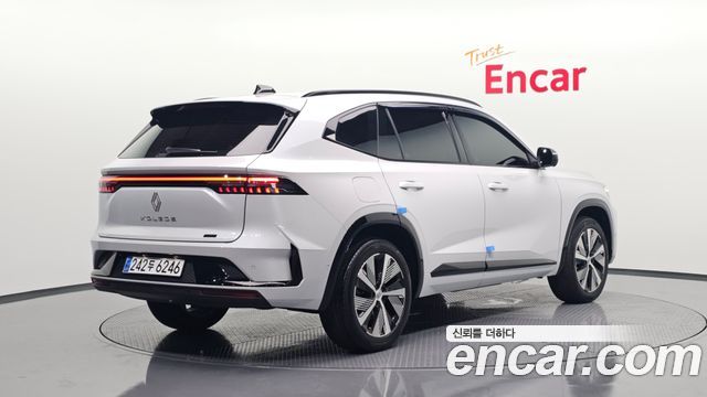 Renault Samsung Grand Koleos 1.5 E-TECH Iconic 2WD - фото 0
