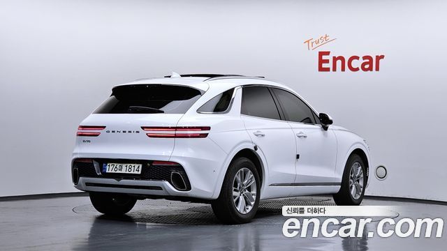 Genesis GV70 2.5T Gasoline 2WD - фото 1