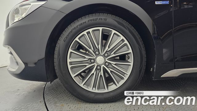 Hyundai Grandeur IG, гибрид Exclusive Special - фото 4