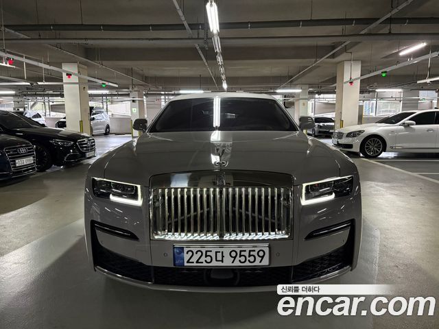 Rolls-Royce Ghost 2-го поколения 6.7 V12 - фото 1