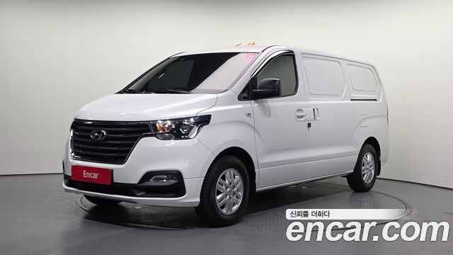 Hyundai Starex Новый Van 3-Seater Smart - фото 0