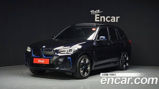 BMW iX3 M Sports - фото 0