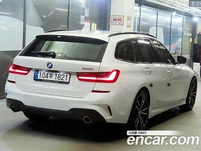 BMW 3-Series G20 320i Touring M Sports - фото 3