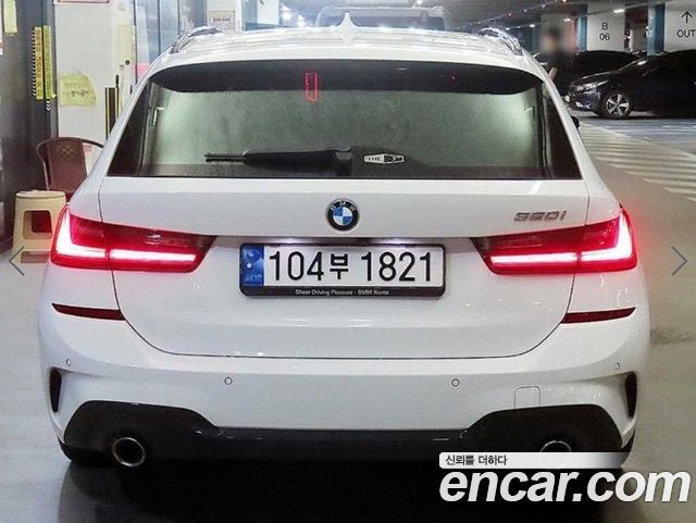 BMW 3-Series G20 320i Touring M Sports - фото 4