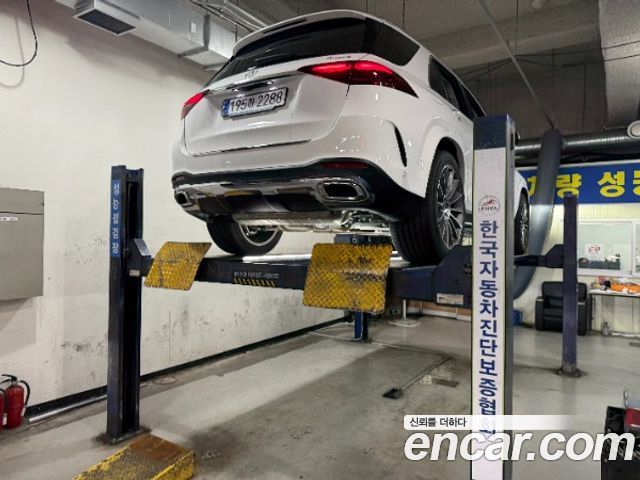 Mercedes-Benz GLE-Class W167 GLE450 4MATIC - фото 1