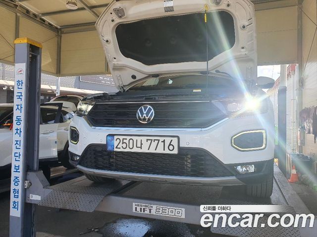 Volkswagen T-Roc 2.0 TDI Prestige - фото 0