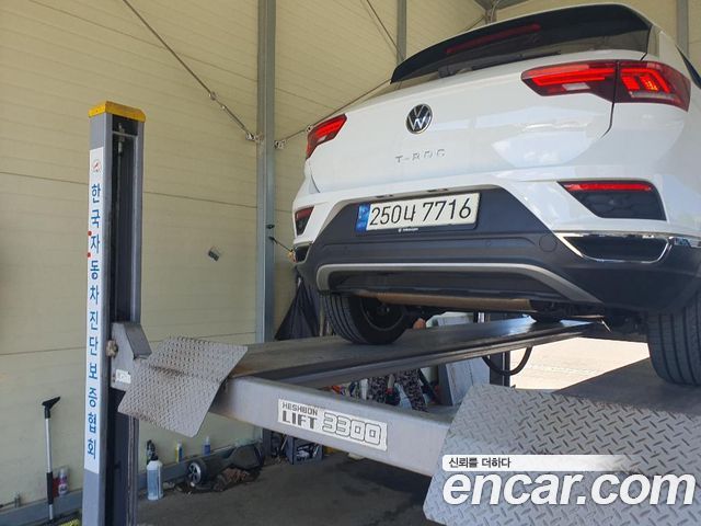 Volkswagen T-Roc 2.0 TDI Prestige - фото 1