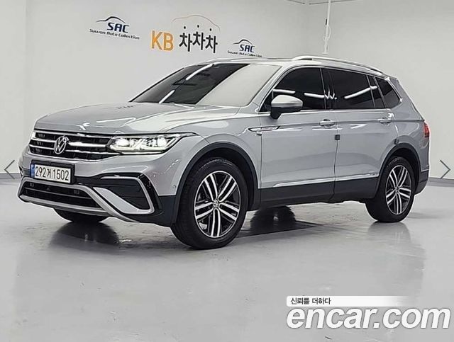 Volkswagen Tiguan 2.0 TSI Prestige - фото 0