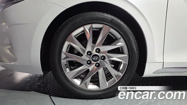 Hyundai Grandeur Новый IG, гибрид Calligraphy - фото 4