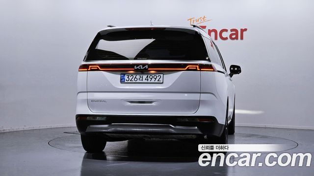 Kia Carnival 4-го поколения 7-Seater Outdoor Noblesse - фото 3