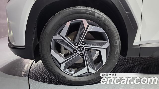 Hyundai Tucson NX4 Gasoline 1.6 Turbo 2WD Inspiration - фото 4