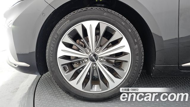 Kia K8 гибрид Signature Special - фото 4