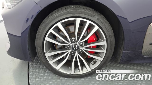 Kia Stinger 2.2 Diesel AWD Dream Edition - фото 4