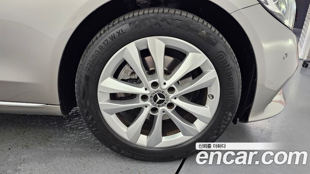 Mercedes-Benz C-Class W205 C220 d Avantgarde - фото 4