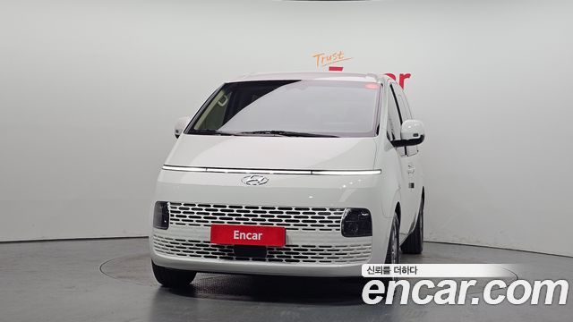 Hyundai Staria 4WD Tourer 9-Seater Modern - фото 2