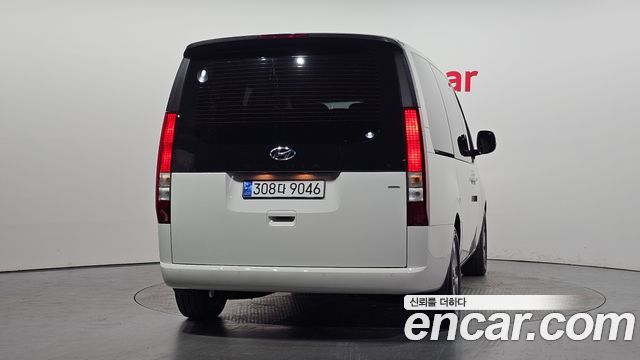 Hyundai Staria 4WD Tourer 9-Seater Modern - фото 3
