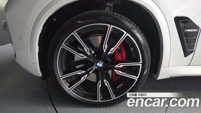 BMW X5 G05 M60i - фото 4
