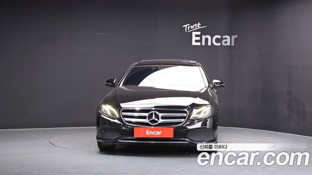 Mercedes-Benz E-Class W213 E300 Avantgarde - фото 2