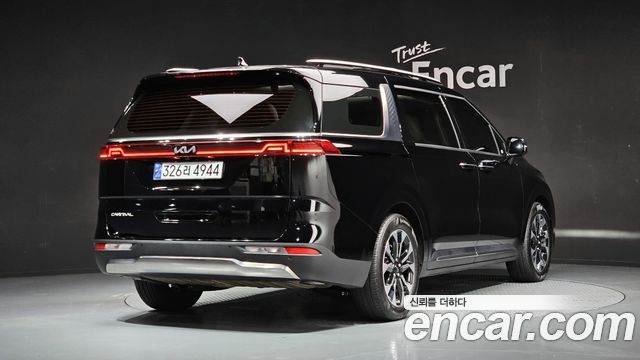 Kia Carnival 4-го поколения Gasoline 7-Seater Signature - фото 1