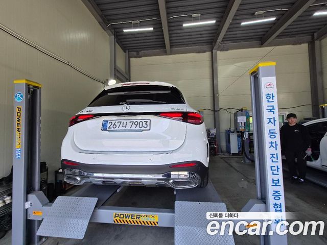 Mercedes-Benz GLC-Class X254 GLC300 4MATIC AMG Line - фото 1