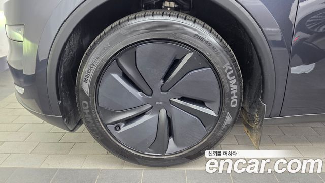 Tesla Model Y Premium RWD - фото 4