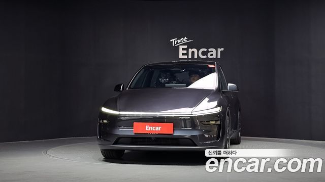 Tesla Model Y L Long Range AWD - фото 2