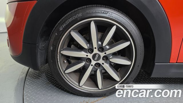Mini Cooper Convertible Standard 3rd - фото 4