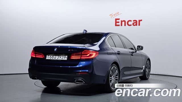 BMW 5-Series G30 530i M Sport Package Plus - фото 1