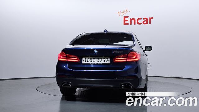 BMW 5-Series G30 530i M Sport Package Plus - фото 3
