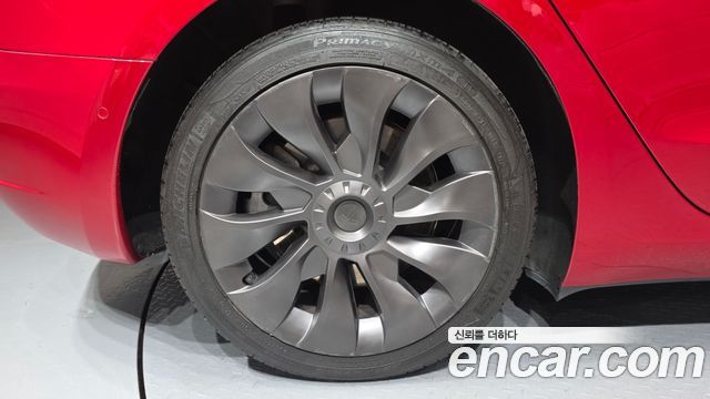 Tesla Model 3 Long Range AWD - фото 4