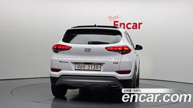 Hyundai Tucson Совершенно новый Diesel 1.7 2WD Premium - фото 3