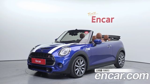 Mini Cooper Convertible Standard 3rd - фото 0