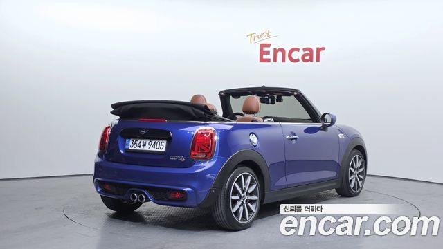 Mini Cooper Convertible Standard 3rd - фото 1