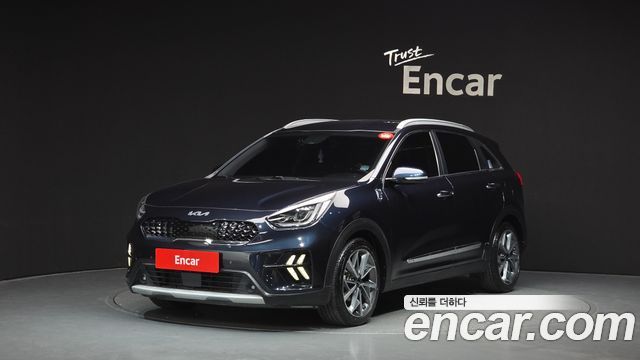Kia Niro Новый 1.6 HEV Signature - фото 0